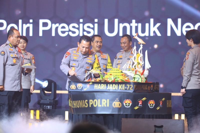 Kapolri Resmikan Perkap Kepolisian Penyelenggaraan Kehumasan
