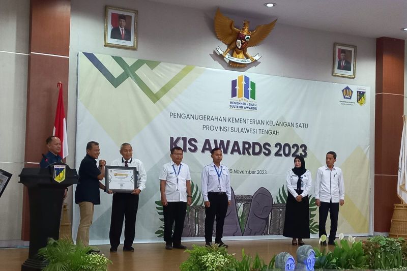 Kemenkeu RI Anugerahkan Penghargaan kepada Pemerintah Daerah dan Satuan Kerja Vertikal