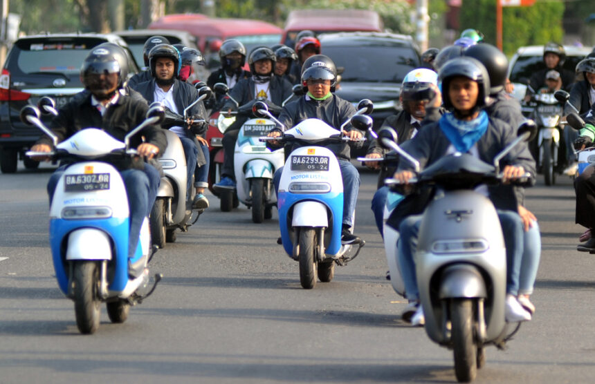 Kementerian Perhubungan Menawarkan Fasilitas untuk Pemilik Kendaraan Listrik
