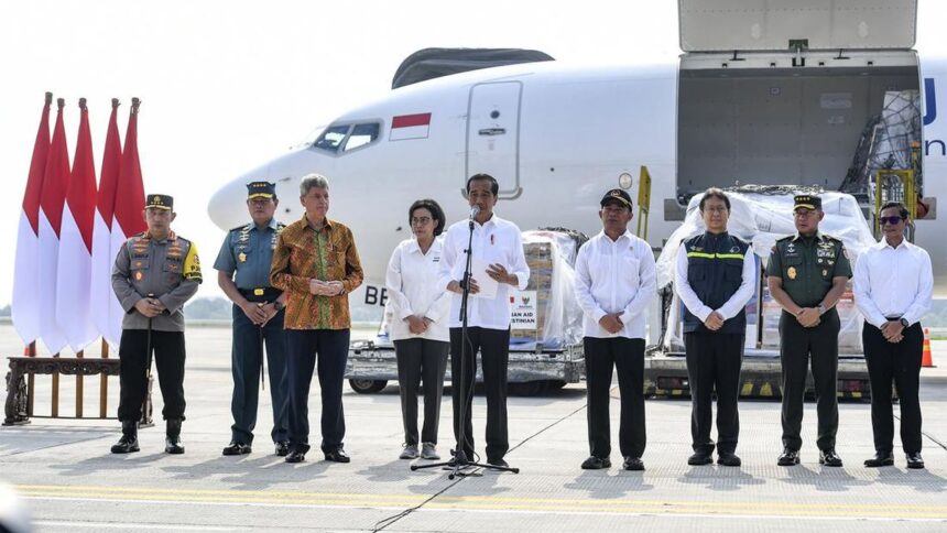 Presiden Memimpin Pengiriman Bantuan 21 Ton Tahap Ke-2 ke Palestina