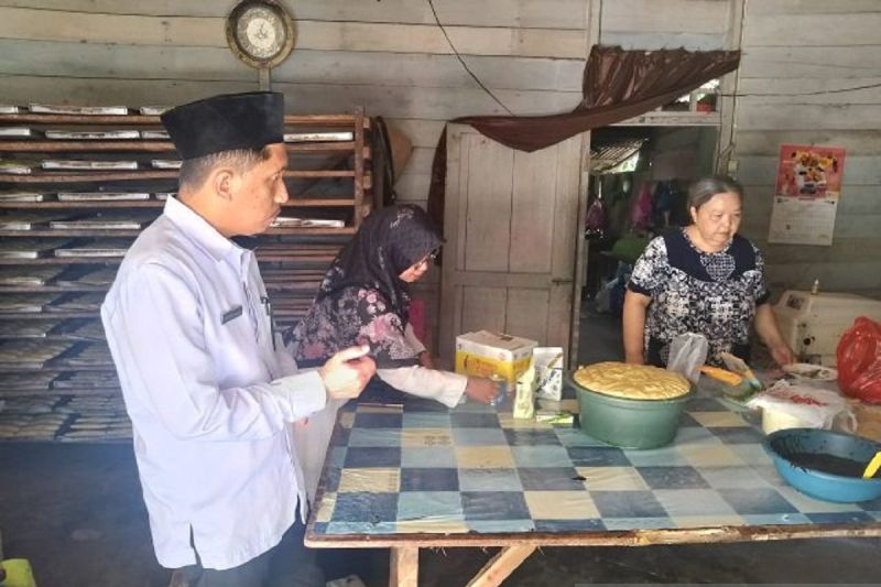 Tim Sertifikasi Halal Melakukan Monitoring Langsung di Tempat Usaha UMKM