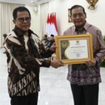 DPR Meraih Penghargaan Kategori Informatif sebagai Badan Publik dari KIP