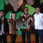 Menhub RI Tersentuh Mendengar Kisah Kelulusan Anak Mitra Gojek