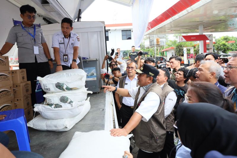 Pemerintah Menyiapkan Bahan Pokok dalam Pasar Murah sebagai Upaya Menekan Inflasi