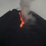 BNPB Himbau Masyarakat Waspada Terhadap Ancaman Lava dan Awan Panas Gunung Merapi
