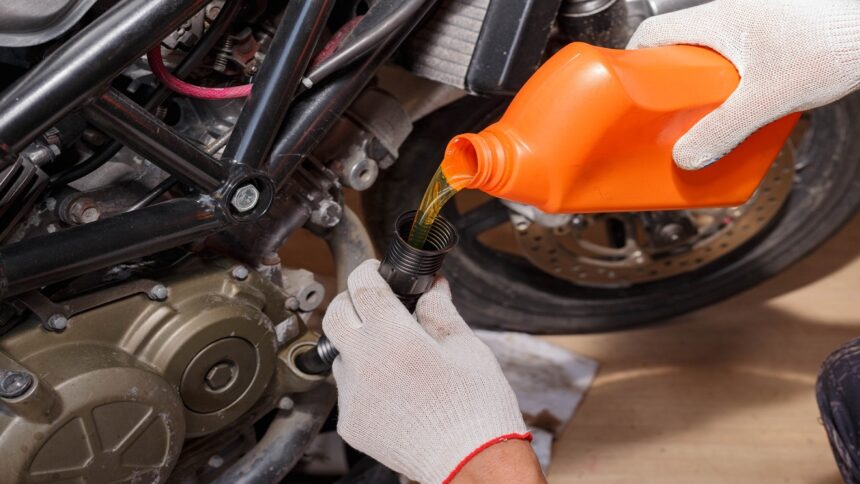 Inilah Cara Mendeteksi Kapan Oli Motor Perlu Diganti, Jangan Sampai Terlambat!