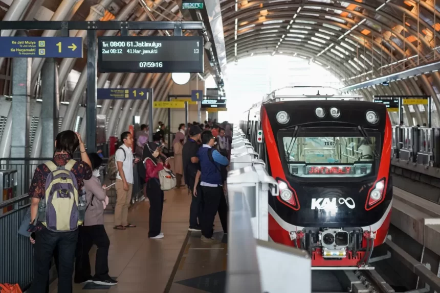 Jaminan Keamanan Barang Tertinggal Penumpang oleh Petugas LRT Jabodebek