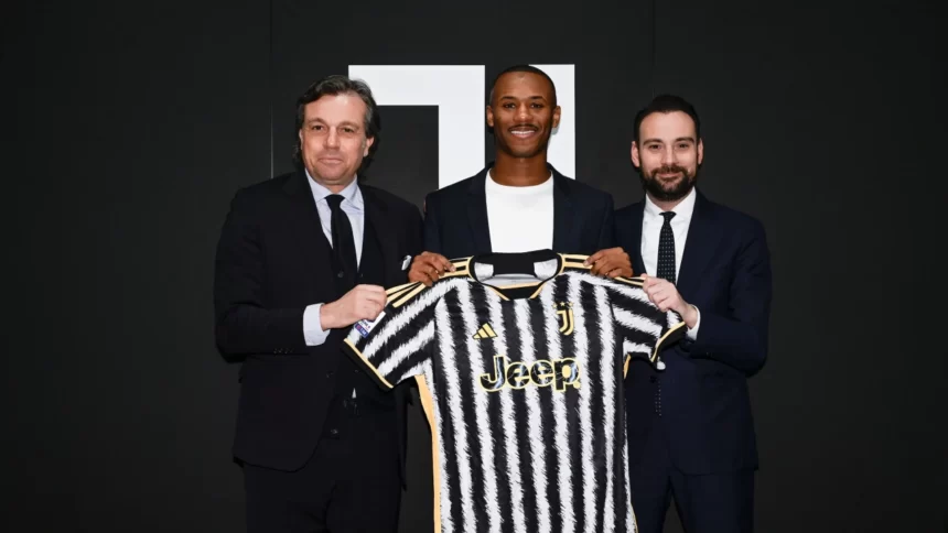 Juventus Mendeklarasikan Secara Resmi Kedatangan Tiago Djalo dari Lille