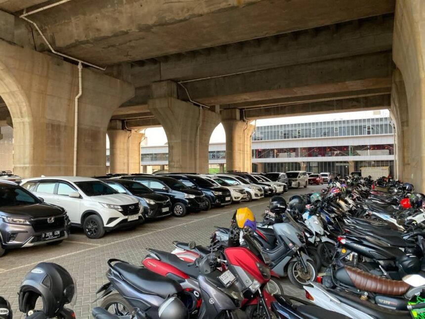 KCIC Menyediakan Fasilitas Parkir Kendaraan di Stasiun Kereta Cepat Whoosh
