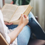Memulai Kebiasaan Membaca Buku dengan 6 Langkah, Mulai dari Pilihan Topik Favorit
