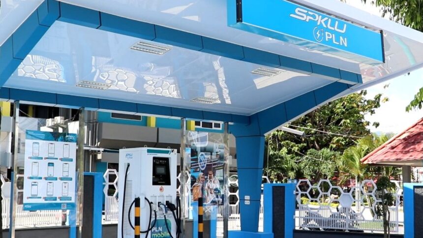 PLN Membangun 624 SPKLU untuk Mendukung Ekosistem Kendaraan Listrik