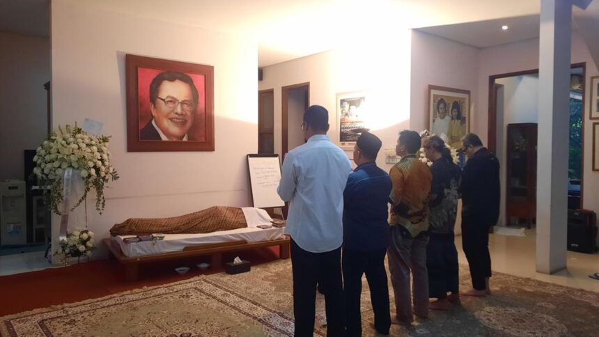 Pemakaman Rizal Ramli Akan Dilaksanakan di TPU Jeruk Purut pada Hari Kamis