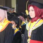 Perjalanan Inspiratif Anak Penjahit Penerima KIP, Lulus dengan IPK Nyaris Sempurna
