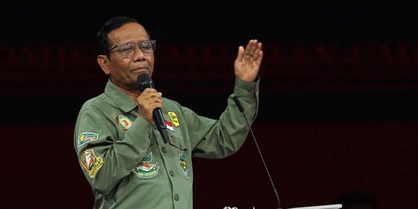 Pernyataan Tentang Kemungkinan Mahfud Mundur dari Kabinet Jokowi