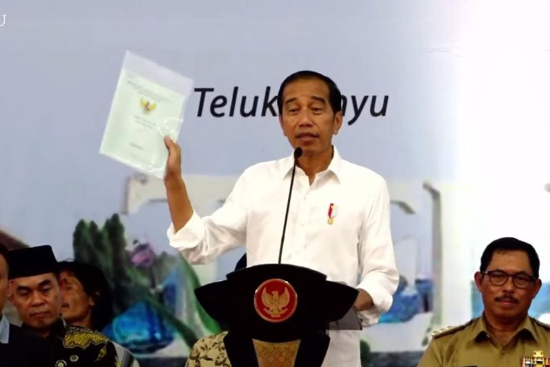 Presiden Menyebut Masalah Penerbitan Sertifikat Tanah Belum Selesai Sempurna