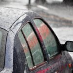 Tips Berkendara Mobil Listrik Saat Hujan, Hal-Hal yang Harus Diperhatikan