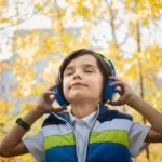 Dampak Kesehatan Anak Setelah Menggunakan 'Headphone'