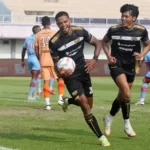 Dewa United vs RANS Nusantara : Skor 5-0, Musibah Terjadi di Manahan