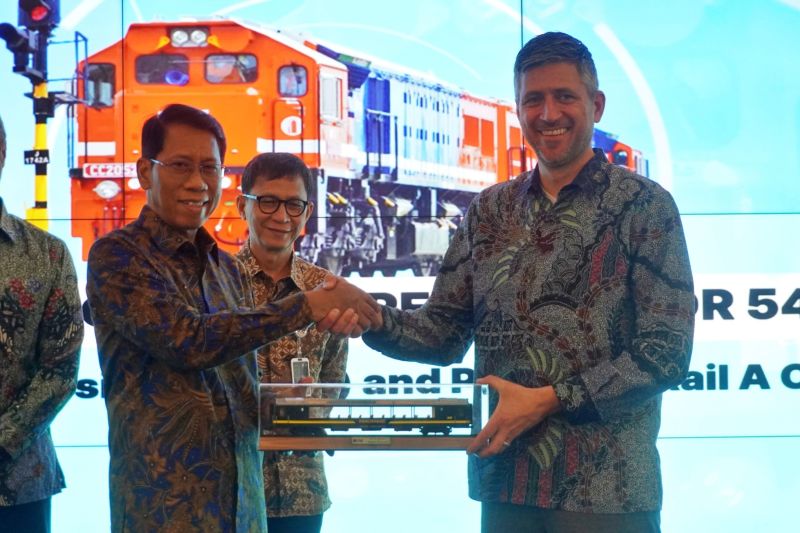 KAI dan Progress Rail Menandatangani Kerja Sama untuk Pengadaan 54 Lokomotif