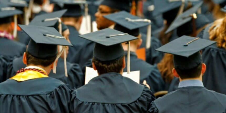 Kemenag Memberikan Motivasi Siswa untuk Melanjutkan ke Perguruan Tinggi