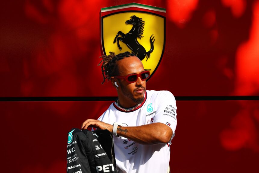Lewis Hamilton Resmi Bergabung dengan Scuderia Ferrari untuk Musim 2025
