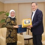 Menaker Menginginkan Peluang Kerja Berlanjut bagi PMI Perawat di Singapura