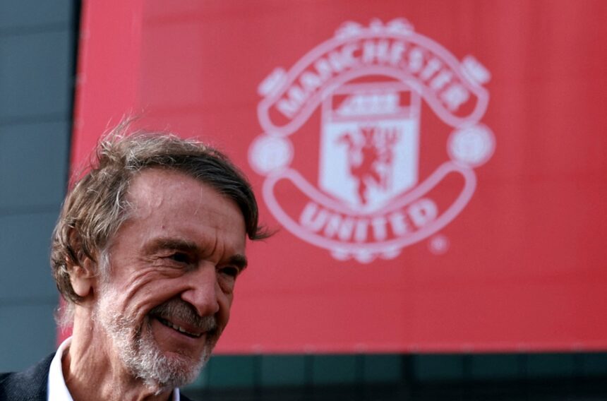Sir Jim Ratcliffe Resmi Memperoleh 25% Saham Manchester United