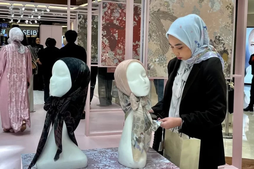 Tips Menjaga Kenyamanan Berhijab Sepanjang Hari