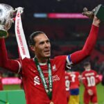 Virgil van Dijk Mengantarkan Liverpool Meraih Gelar Piala Liga Inggris