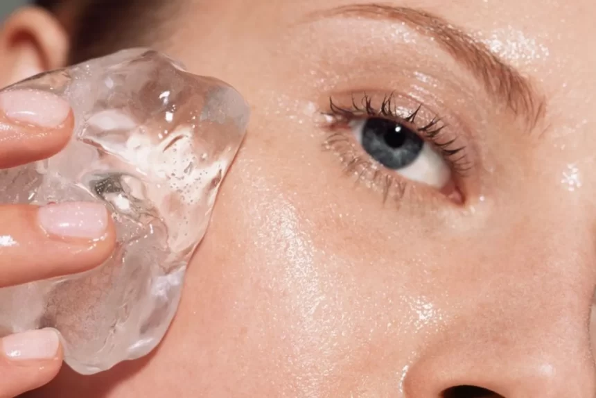 3 Manfaat Menggunakan Es Batu Sebelum Makeup yang Perlu Anda Ketahui
