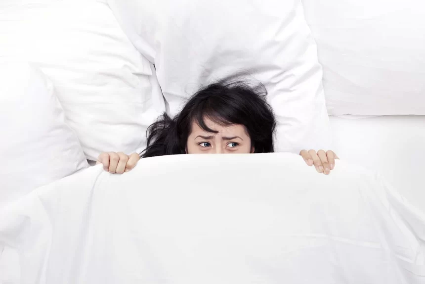 6 Penyebab Seseorang Mengalami Mimpi Buruk, Alkohol Salah Satunya!
