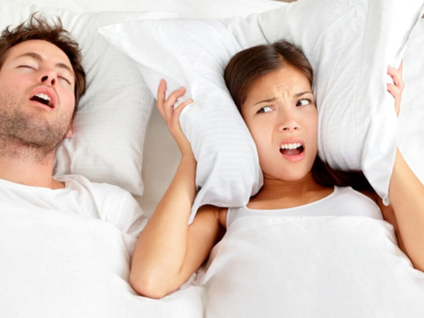 Apa Penyebab Seseorang Mengalami Mengigau Saat Tidur?