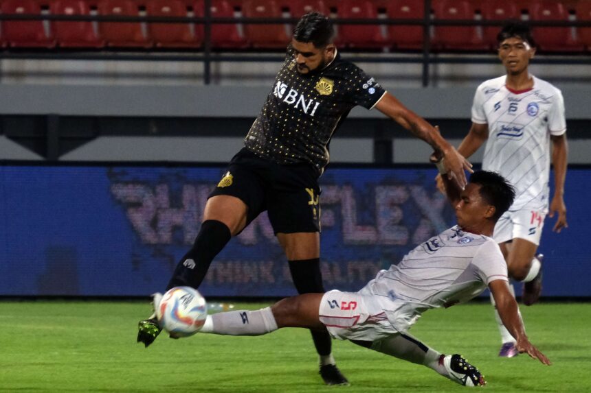 Arema FC vs Bhayangkara FC Berakhir Tanpa Gol, Skor 0-0