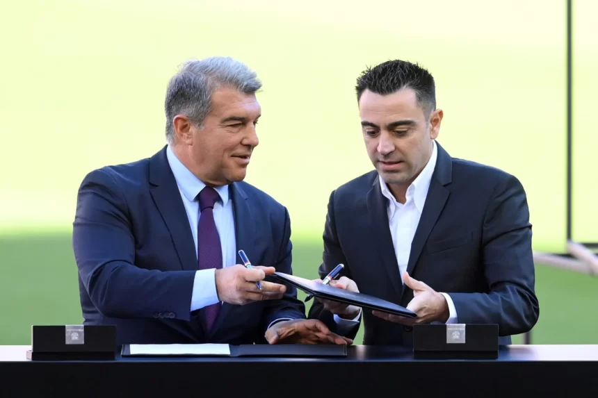 Barcelona Berencana Menyediakan Peran Baru bagi Xavi