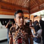 Gibran Menolak Menanggapi Permintaan Pemilu Ulang Tanpa Kehadirannya