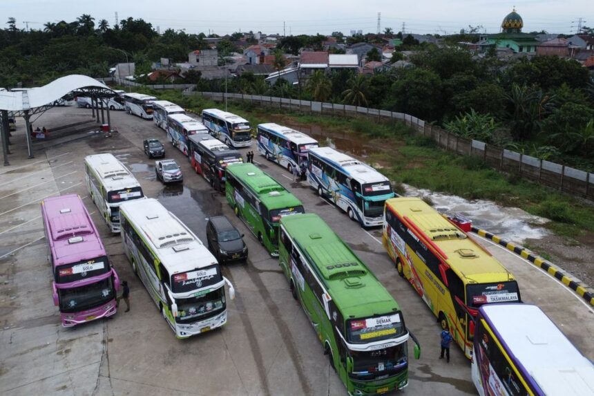 Imbauan Kemenhub, Periksa Kelaikan Bus Melalui MitraDarat Demi Keamanan