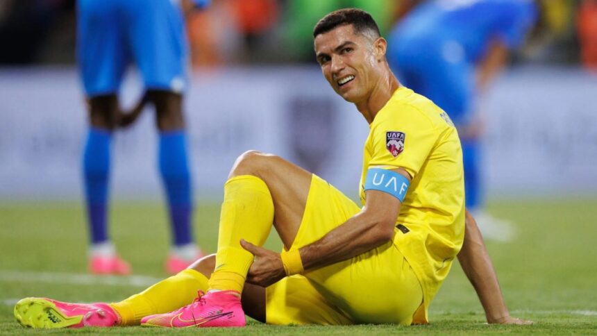 Kaki Bengkak Cristiano Ronaldo Menjadi Perhatian Netizen