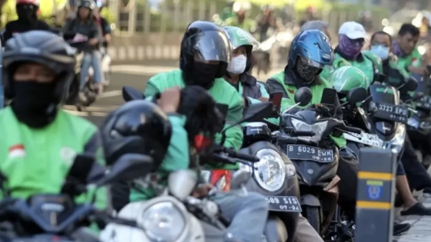 Komisi IX DPR Mendorong Kemenaker Menyiapkan Aturan THR untuk Pengemudi Ojol