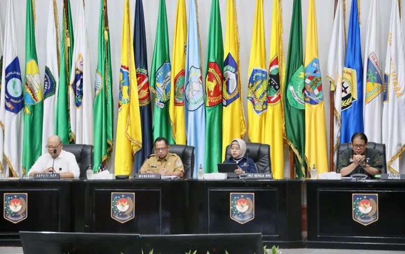 Mendagri Memperhatikan Pertumbuhan Ekonomi Dunia dan Posisi Indonesia