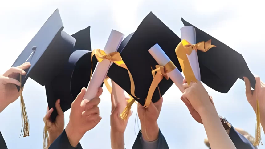 Menemukan Solusi Pembiayaan Pendidikan Tinggi