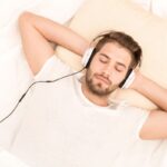 Penelitian Menunjukkan Bahwa Lagu Ini Mampu Menurunkan Tingkat Kecemasan Hingga 65%