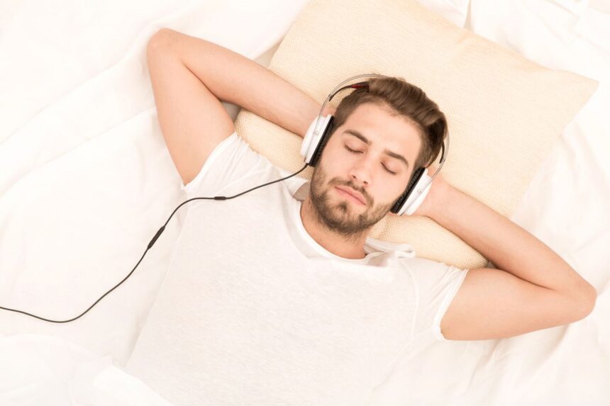 Penelitian Menunjukkan Bahwa Lagu Ini Mampu Menurunkan Tingkat Kecemasan Hingga 65%