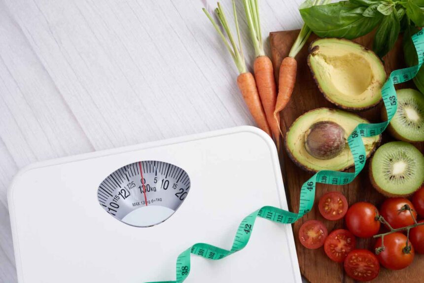 Penyebab Kenaikan Berat Badan Selama Puasa Akibat Asupan Nutrisi yang Tidak Terkontrol
