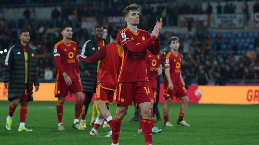 Roma vs Sassuolo : Kemenangan 1-0, Giallorossi Tetap Berharap ke Posisi 4 Besar