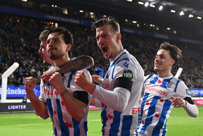 Heerenveen vs Twente : Drama 6 Gol, Penalti Thom Haye Menjadi Penyelamat