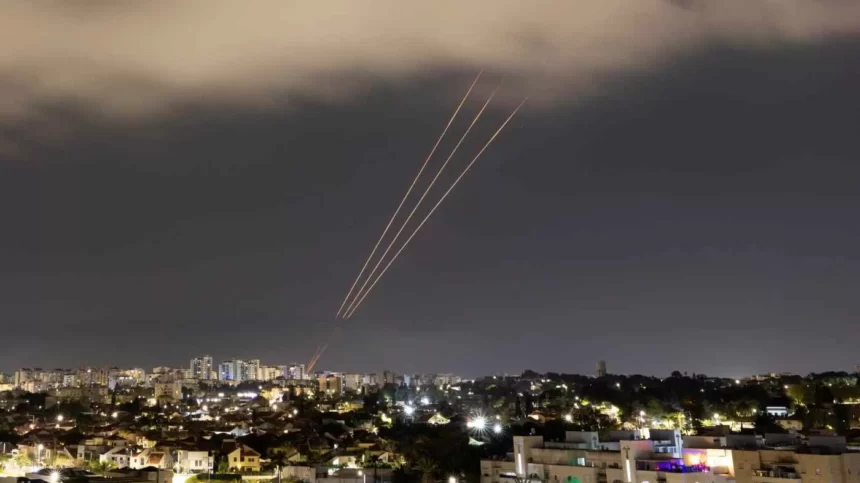 Iran Serang Israel, Apakah Berdampak pada Konflik Hamas-Israel di Gaza?