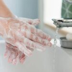 Kapan Harus Menggunakan Sabun dan Hand Sanitizer untuk Membersihkan Tangan?