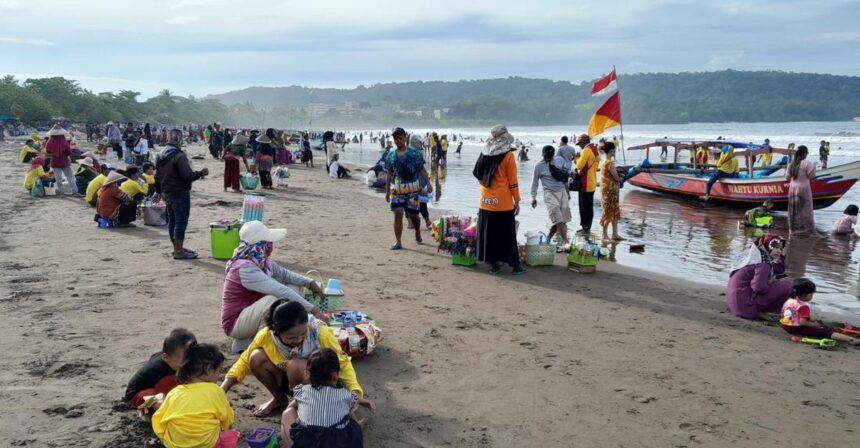 Larangan Pasang Tarif Tak Wajar bagi Pedagang Wisata Saat Libur Lebaran!