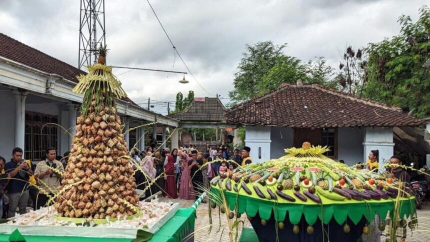 MUI : Tradisi Lebaran Ketupat Tidak Bertentangan Dengan Islam