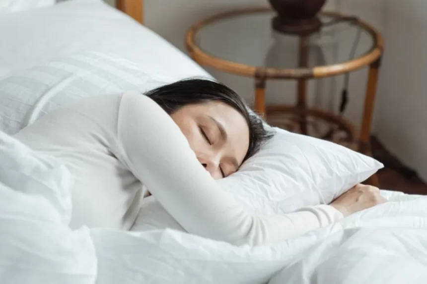 Menjaga Kesehatan dengan Waktu Tidur yang Ideal